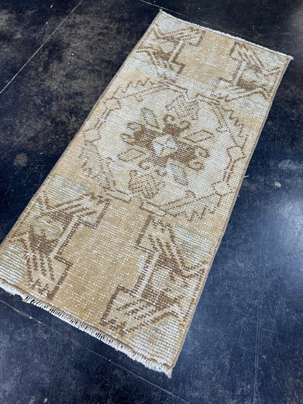 Turkish Yastik Rug 1'4" x 2'10" #23745