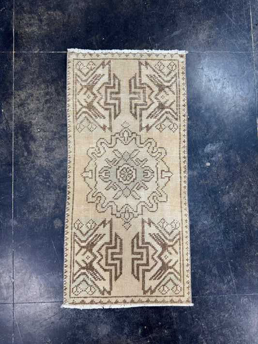 Turkish Yastik Rug 1'6" x 3'1" #23747