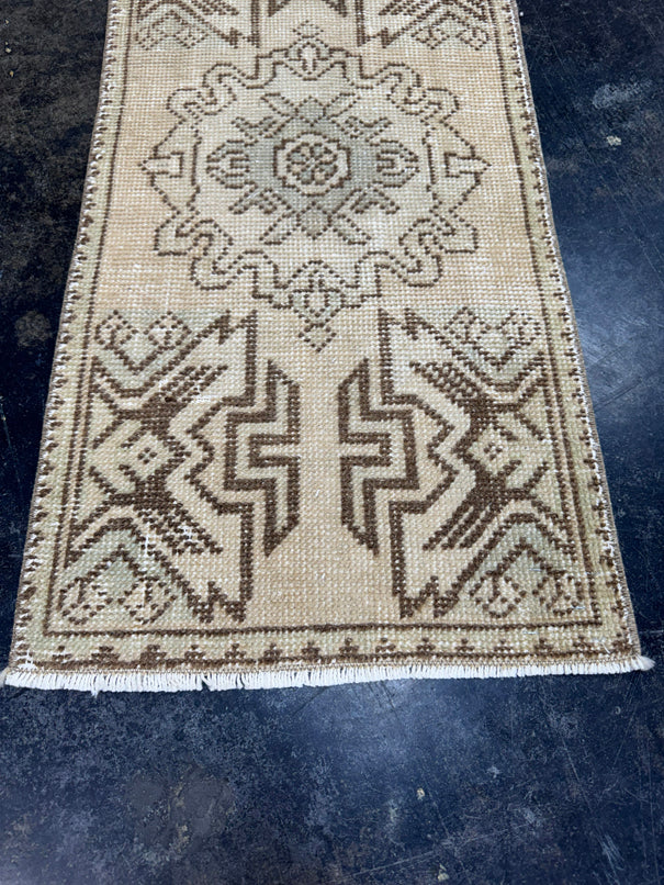 Turkish Yastik Rug 1'6" x 3'1" #23747