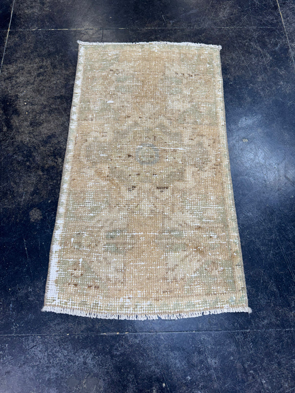 Turkish Yastik Rug 1'6" x 2'8" #23748