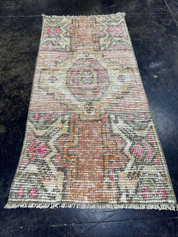 Turkish Yastik Rug 1'4" x 2'10" #23749