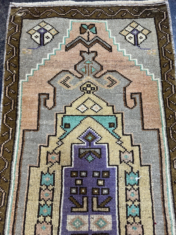 Turkish Yastik Rug 1'6" x 3'7" #23726