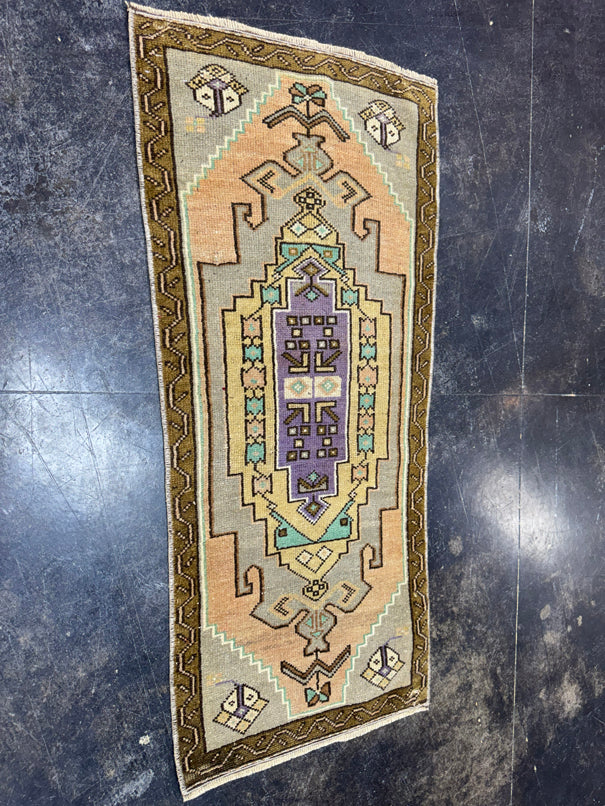 Turkish Yastik Rug 1'6" x 3'7" #23726