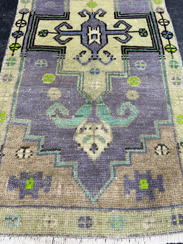 Turkish Yastik Rug 1'6" x 2'11" #23729