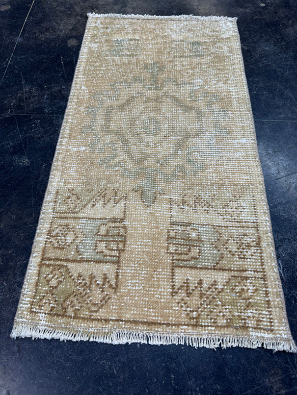 Turkish Yastik Rug 1'6" x 2'10" #23731