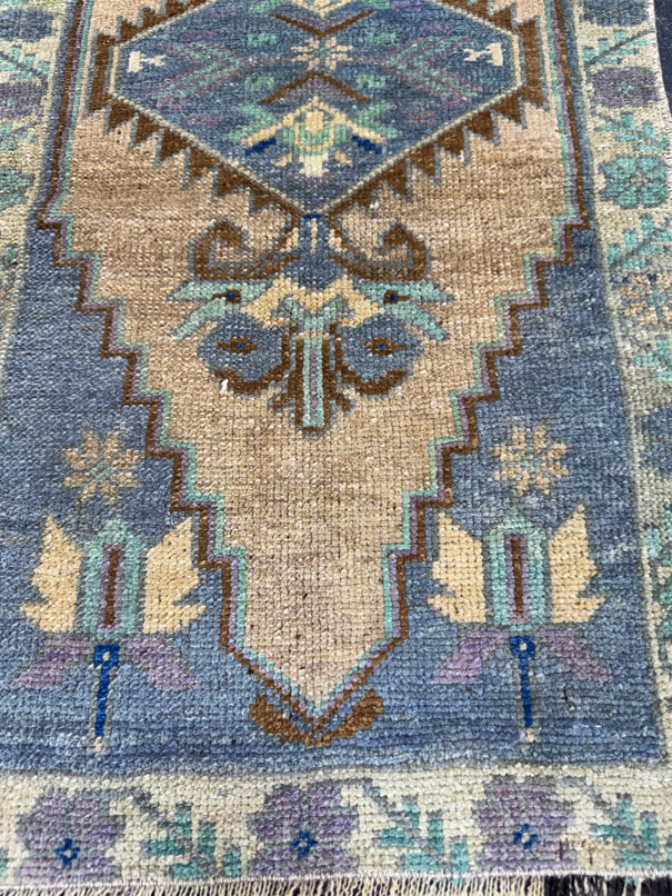 Turkish Yastik Rug 1'7" x 3' #23733