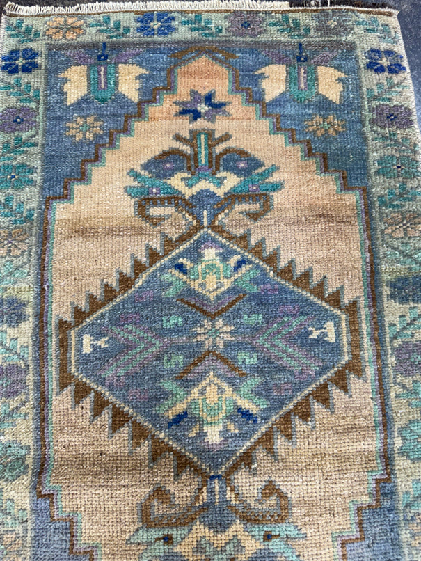 Turkish Yastik Rug 1'7" x 3' #23733