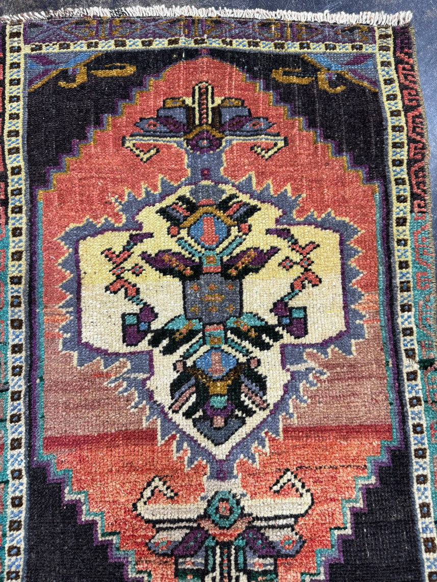 Turkish Yastik Rug 1'8" x 2'10" #23723