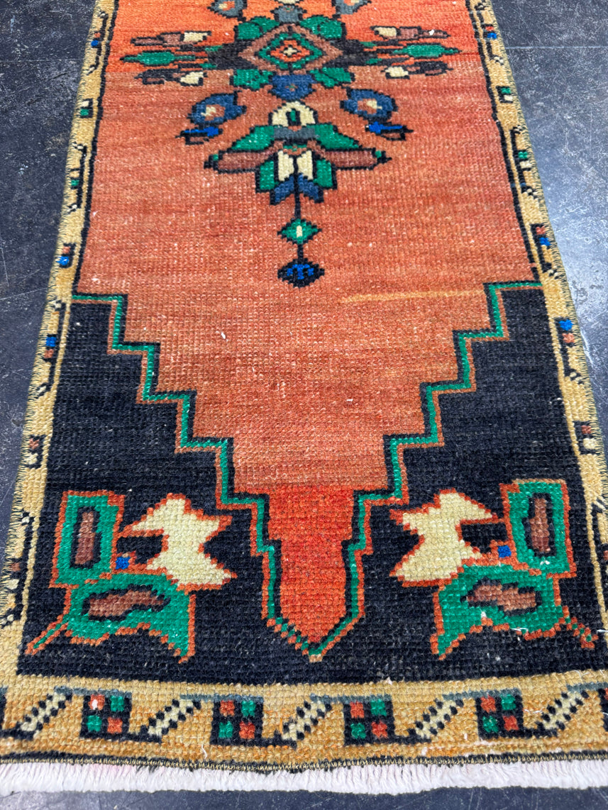 Turkish Yastik Rug 1'4" x 4' #23724