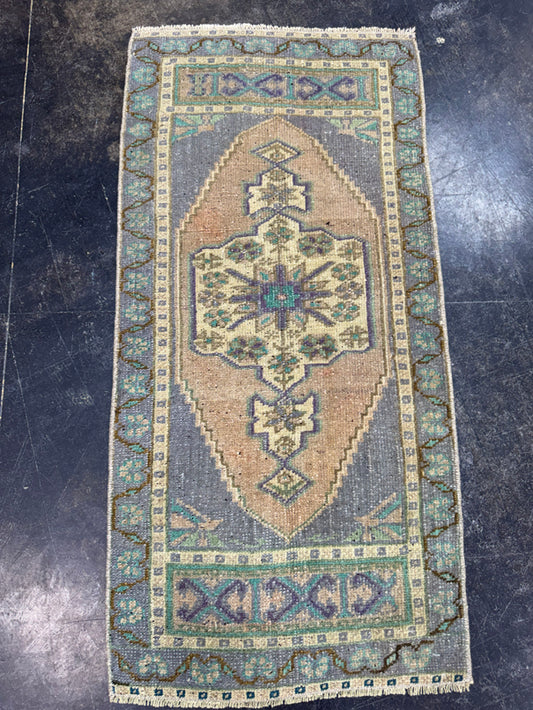 Turkish Yastik Rug 1'8" x 3'5" #23722