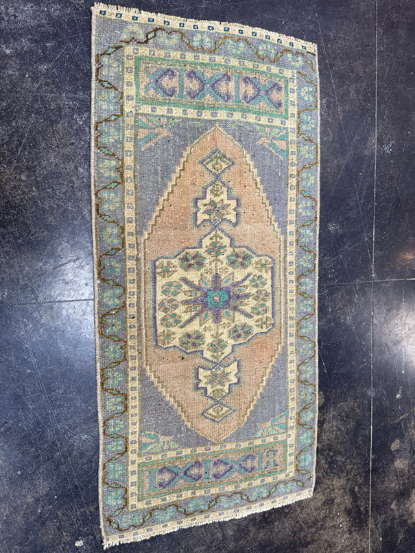 Turkish Yastik Rug 1'8" x 3'5" #23722