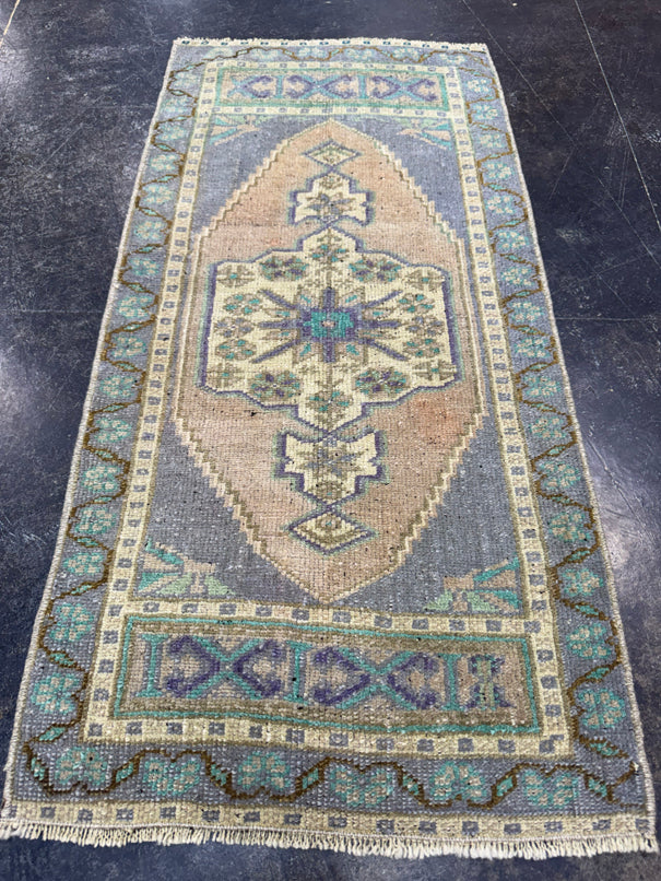 Turkish Yastik Rug 1'8" x 3'5" #23722