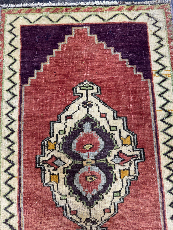 Turkish Yastik Rug 1'9" x 3'1" #23732