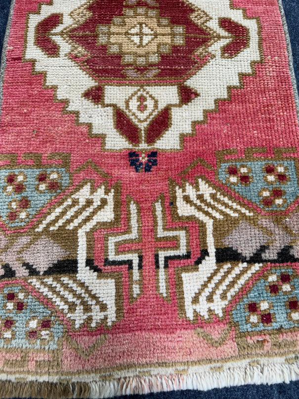 Turkish Yastik Rug  1'4" x  2'9" #23953