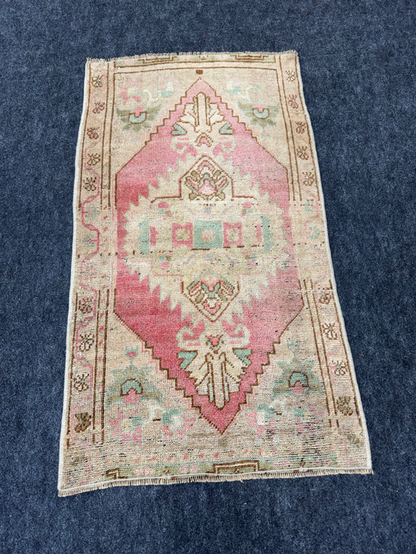 Turkish Yastik Rug  1'9" x  3'1" #23950