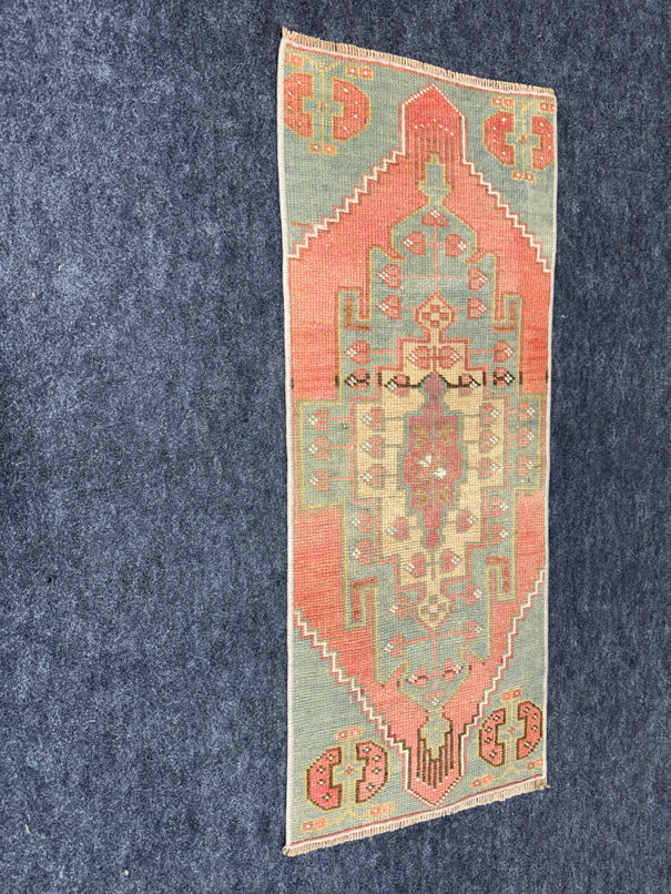 Turkish Yastik Rug  1'4" x  3'3" #23949