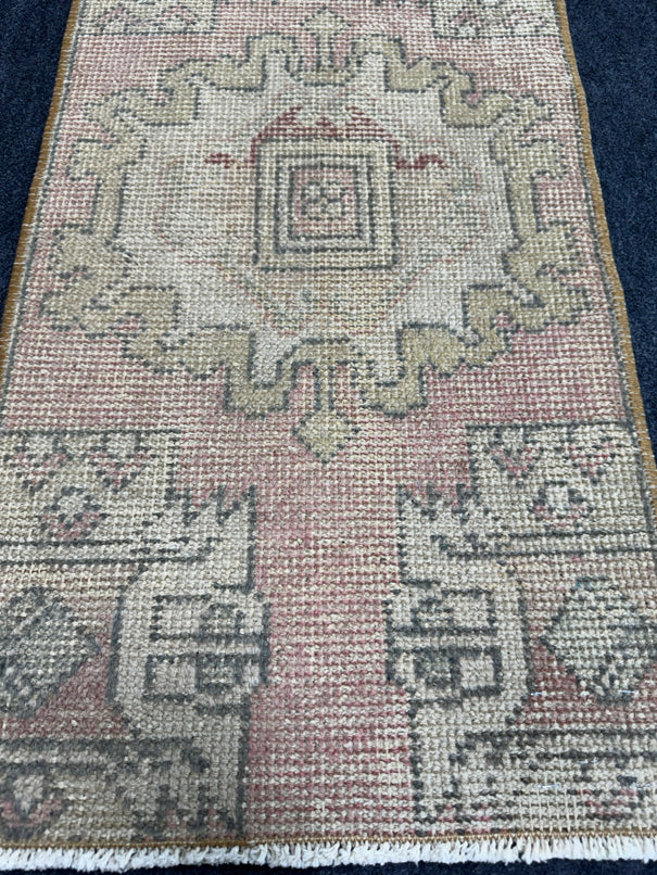 Turkish Yastik Rug  1'5" x  2'11" #23948