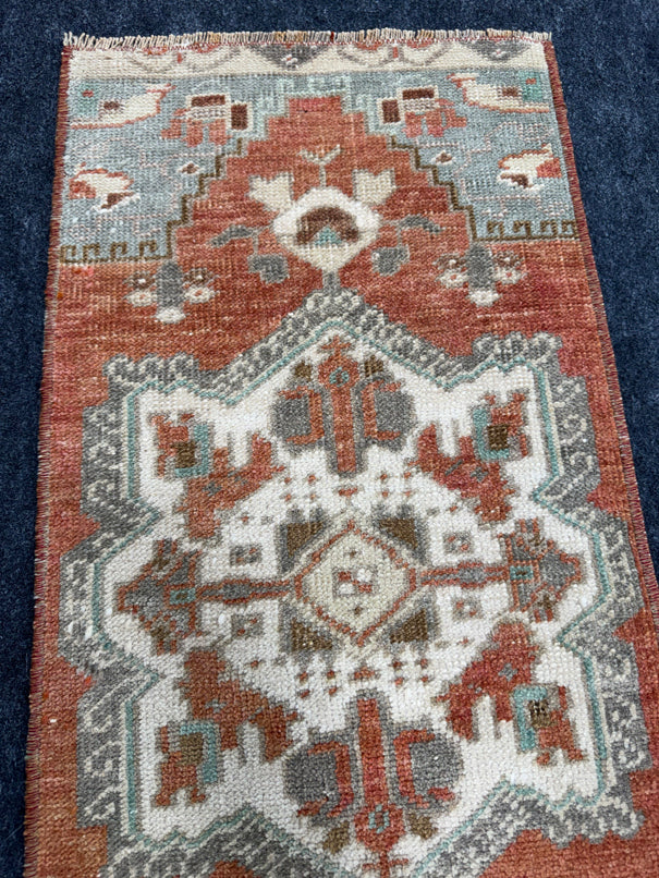 Turkish Yastik Rug  1'4" x  2'10" #23946