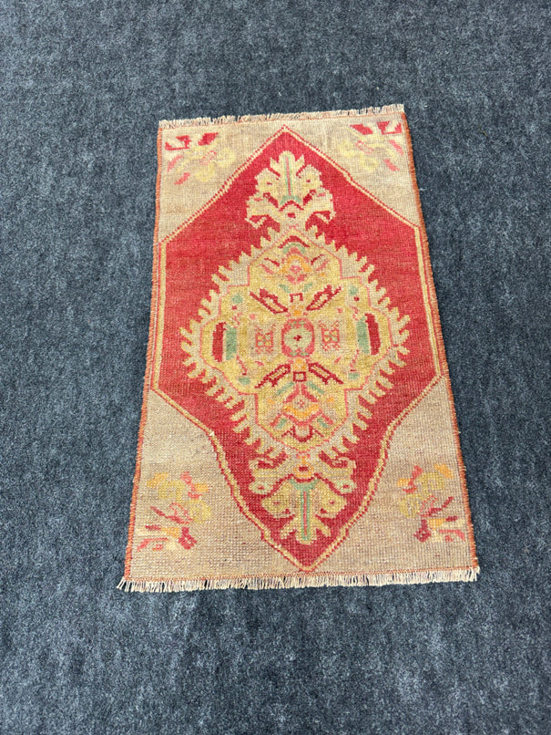 Turkish Yastik Rug  1'4" x  2'3" #23945
