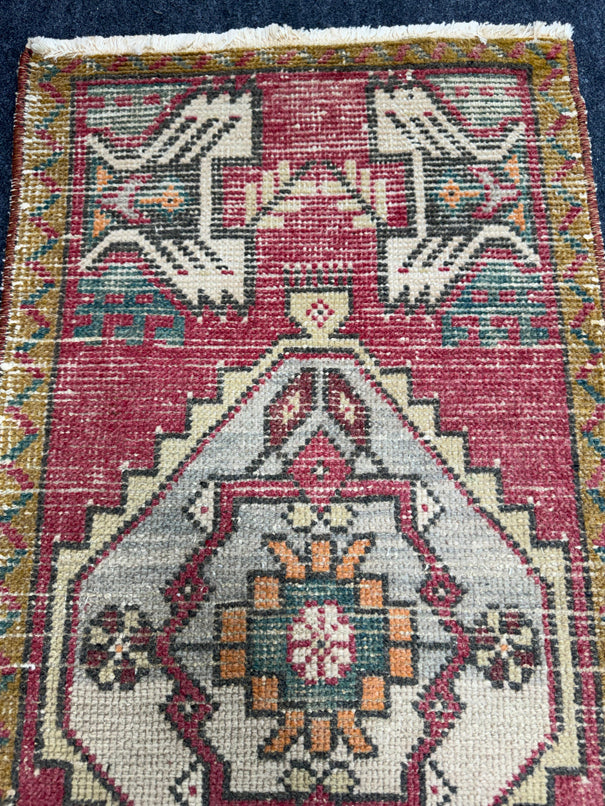 Turkish Yastik Rug  1'7" x  3'7" #23956