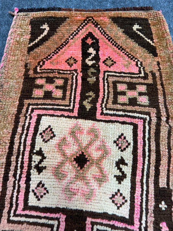Turkish Yastik Rug  1'7" x  3' #23955
