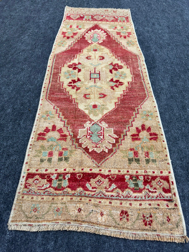 Turkish Yastik Rug  1'7" x  4'3" #23942