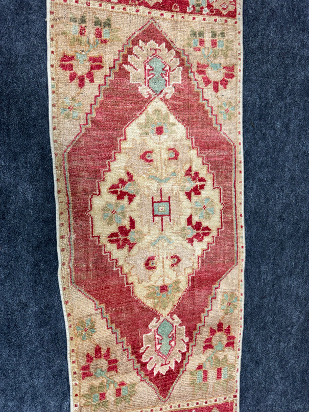 Turkish Yastik Rug  1'7" x  4'3" #23942