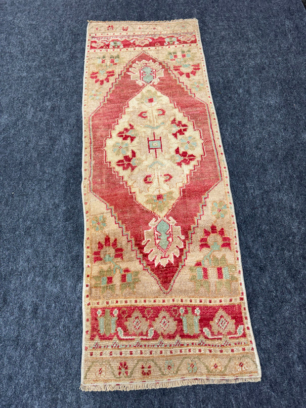 Turkish Yastik Rug  1'7" x  4'3" #23942
