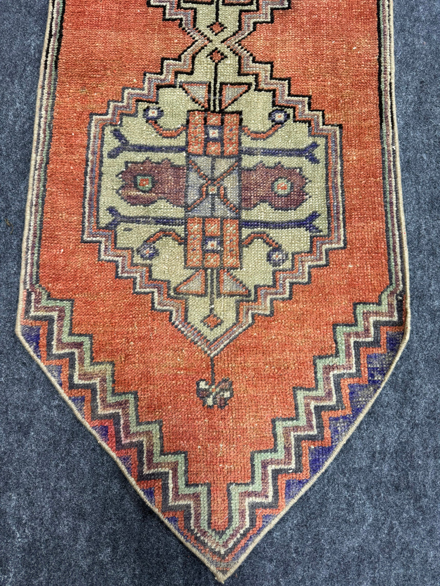 Turkish Yastik Rug  1'9" x  4'9" #23940