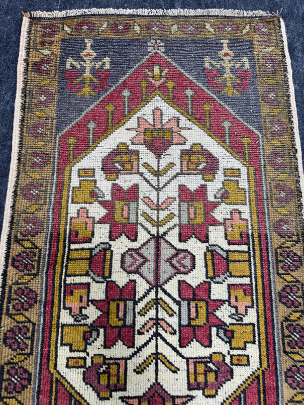 Turkish Yastik Rug  1'9" x  3'1" #23933