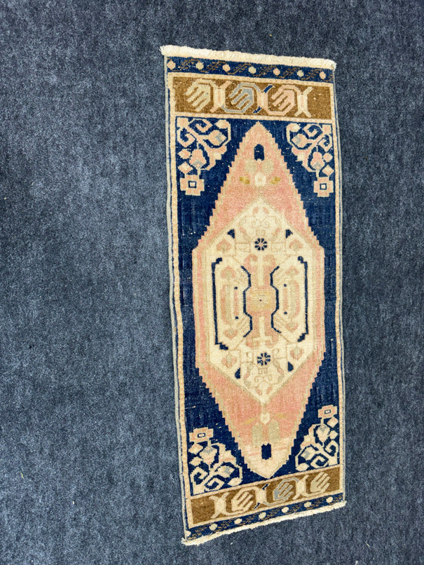 Turkish Yastik Rug  1'6" x  3'7" #23932