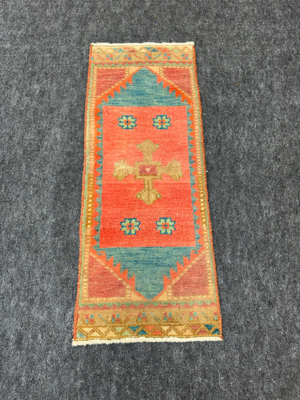 Turkish Yastik Rug  1'2" x  2'10" #23931