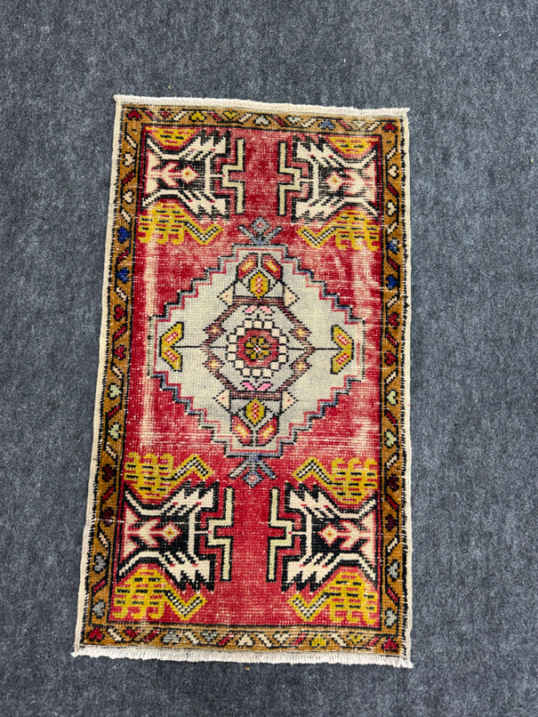 Turkish Yastik Rug  1'9" x  3'2" #23914