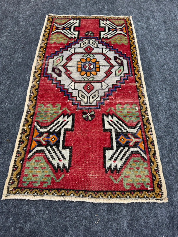 Turkish Yastik Rug  1'7" x  3' #23923