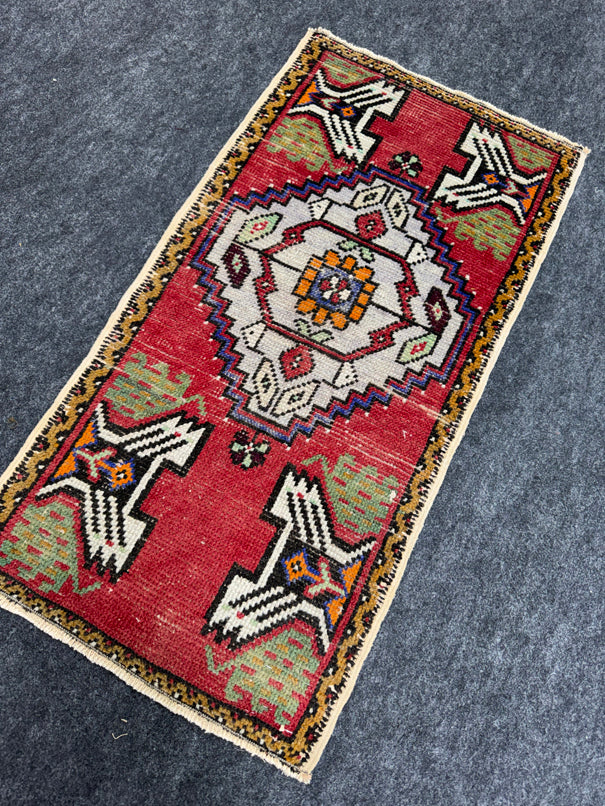 Turkish Yastik Rug  1'7" x  3' #23923