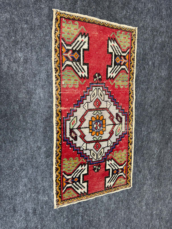 Turkish Yastik Rug  1'7" x  3' #23923