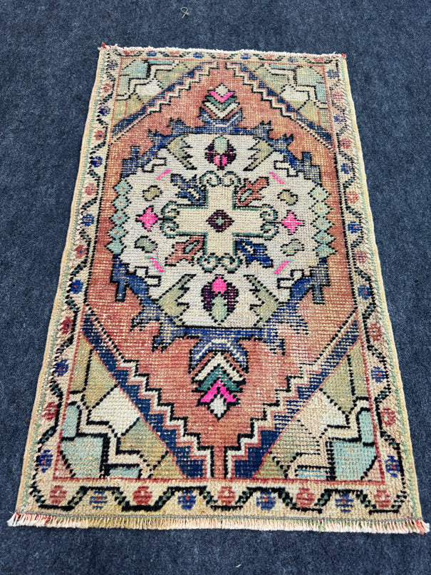 Turkish Yastik Rug  1'10" x  3'1" #23926
