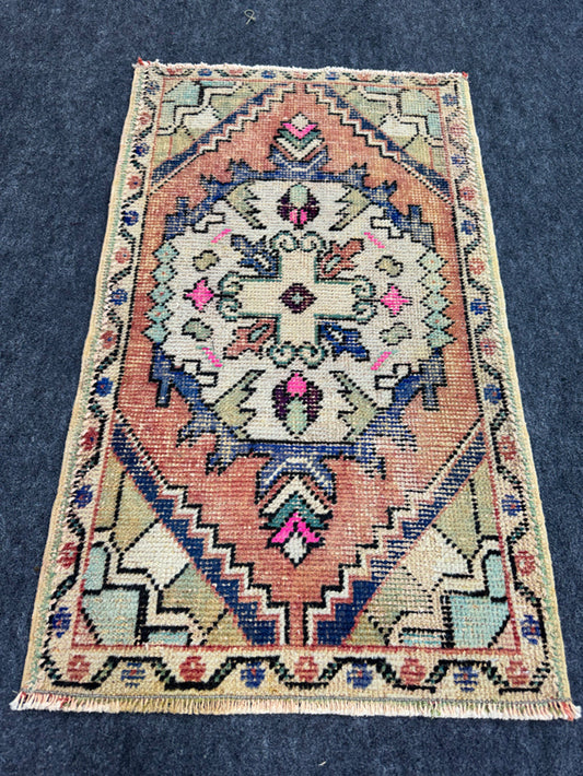 Turkish Yastik Rug  1'10" x  3'1" #23926