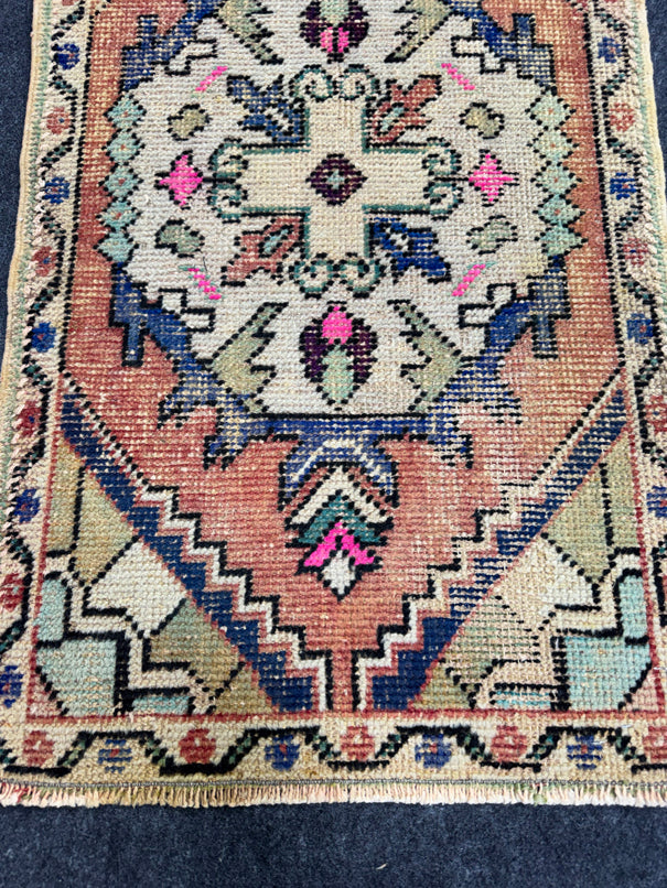 Turkish Yastik Rug  1'10" x  3'1" #23926