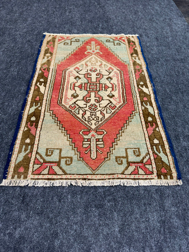 Turkish Yastik Rug  1'9" x  2'9" #23935