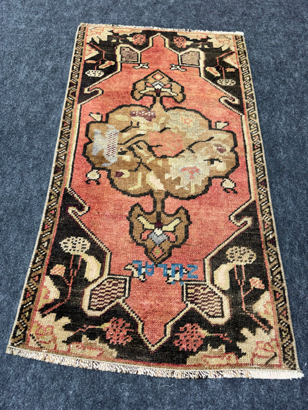 Turkish Yastik Rug 1'7" x  3' #23920
