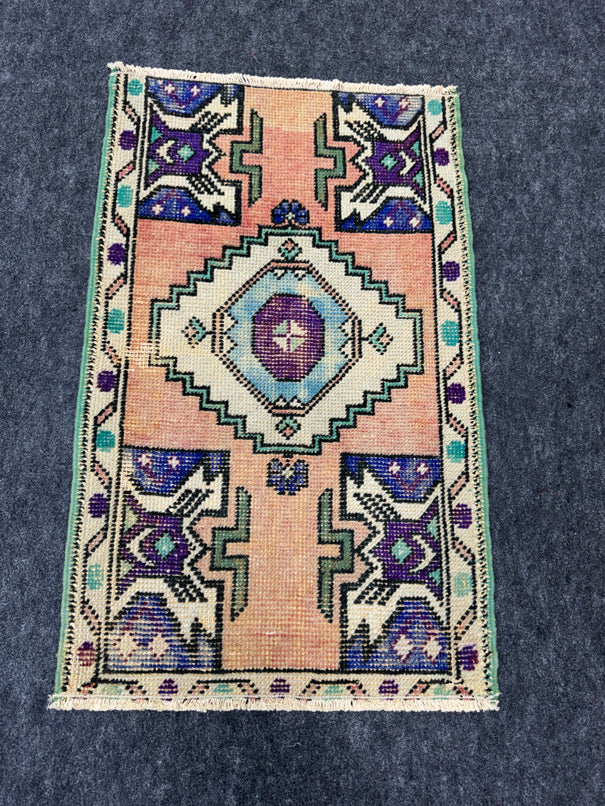 Turkish Yastik Rug  1'10" x  2'11" #23911