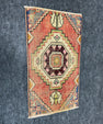 Turkish Yastik Rug  1'5" x  2'8" #23907
