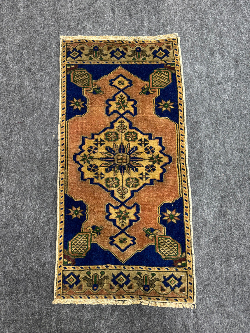 Turkish Yastik Rug  1'4" x  2'10" #23960