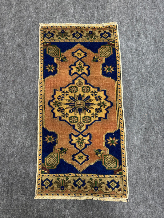 Turkish Yastik Rug  1'4" x  2'10" #23960