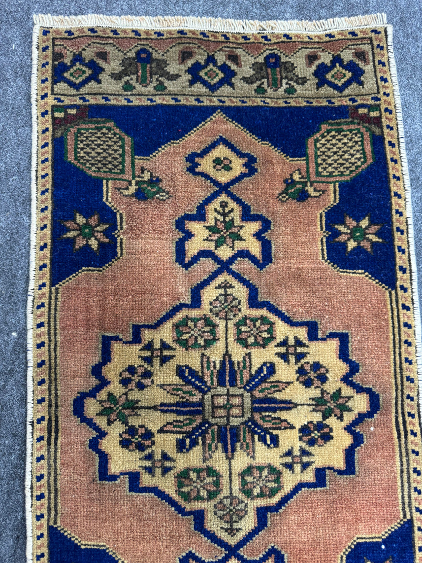 Turkish Yastik Rug  1'4" x  2'10" #23960