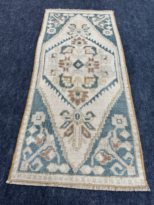 Turkish Yastik Rug  1'4" x  2'11" #23968