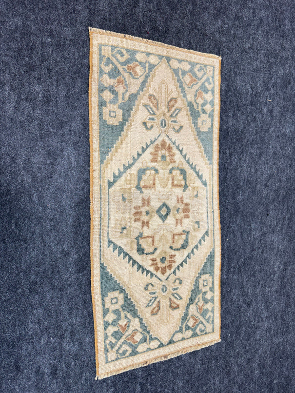 Turkish Yastik Rug  1'4" x  2'11" #23968
