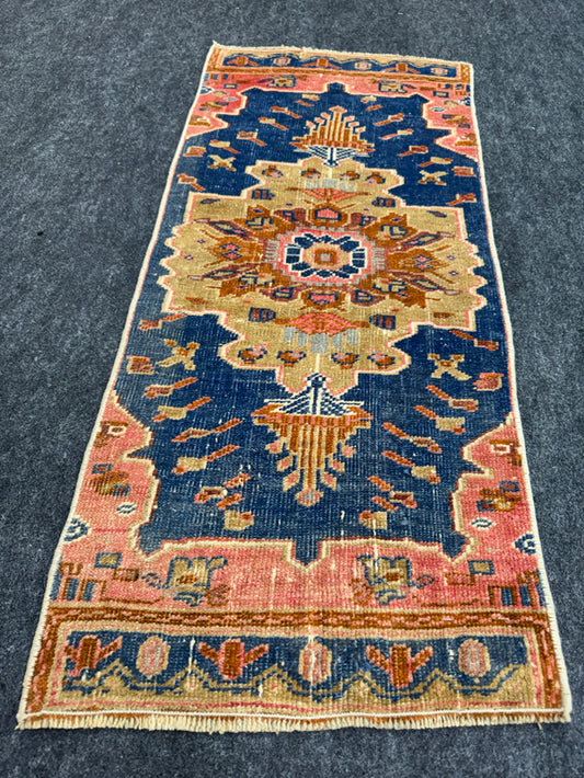 Turkish Yastik Rug  1'6" x  3'4" #23966