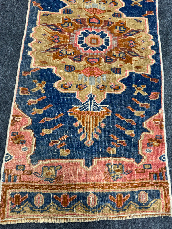 Turkish Yastik Rug  1'6" x  3'4" #23966